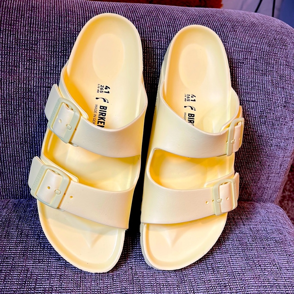 WOMEN'S BIRKENSTOCK ESSENTIALS ARIZONA EVA SANDALS POPCORN YELLOW- 41 LIKE NEW!